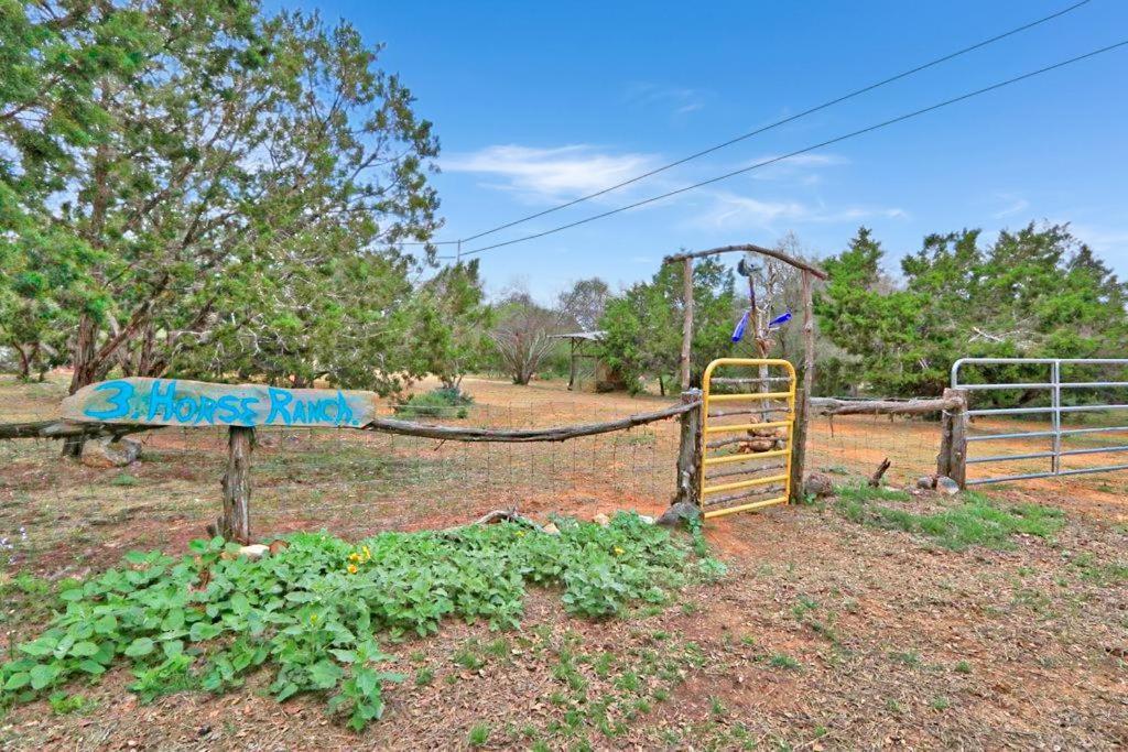 Three Horses Ranch Villa Johnson City Dış mekan fotoğraf